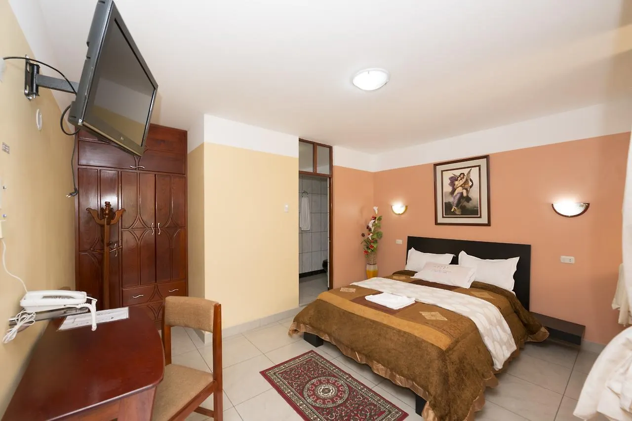 Hotel El Vuelo Del Condor Tarma