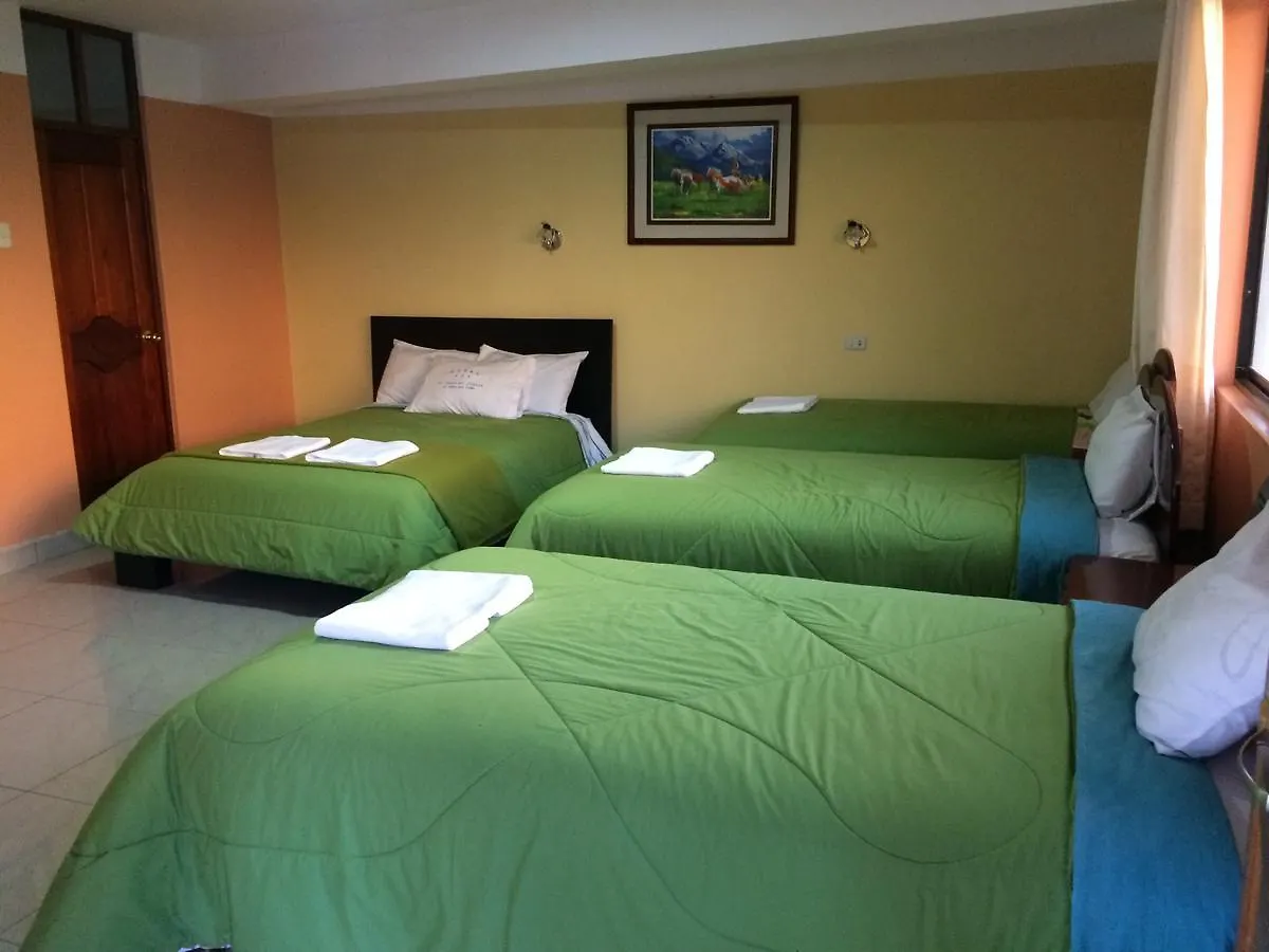 Hotel El Vuelo Del Condor Tarma 3*,