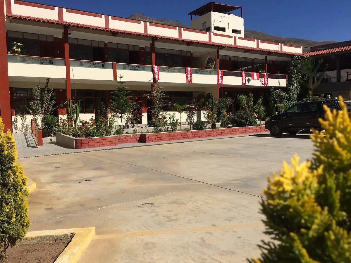 Hotel El Vuelo Del Condor Tarma 3*,